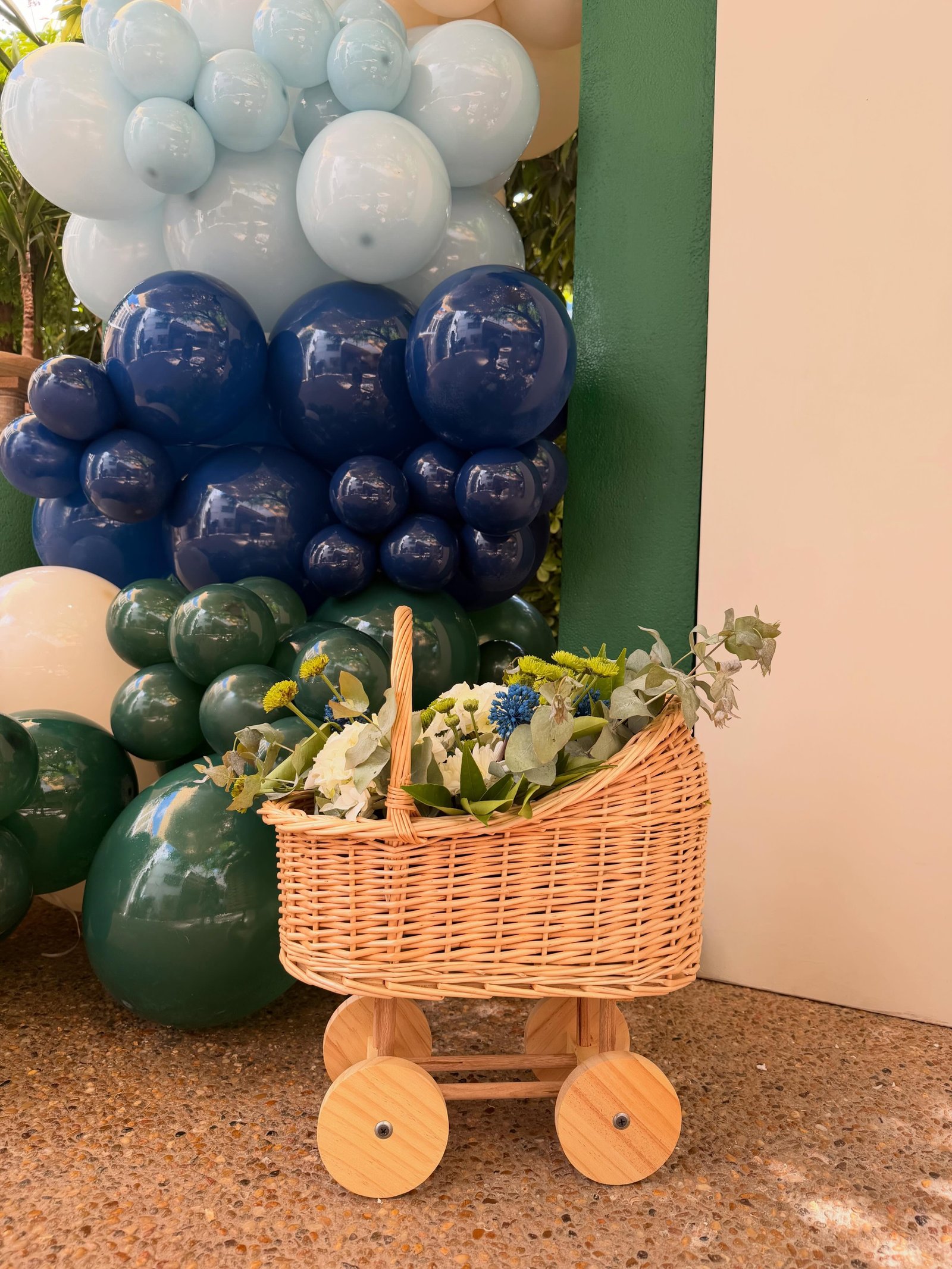 Baby Alexandros detail 4